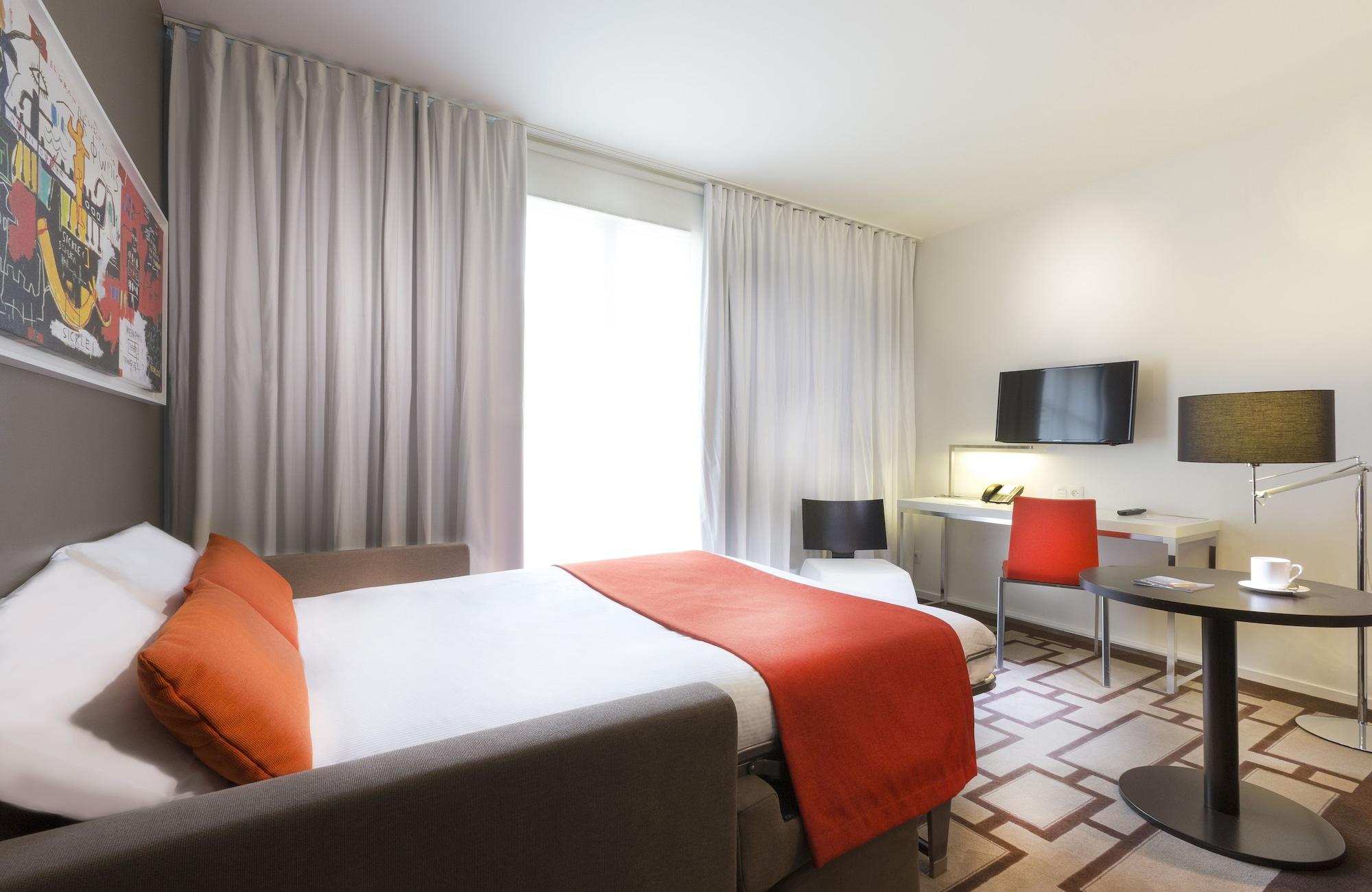 ไฮพาร์ค บาย อดาจิโอ เซอรี วาล เดอรอป Aparthotel เซร์ริส ภายนอก รูปภาพ