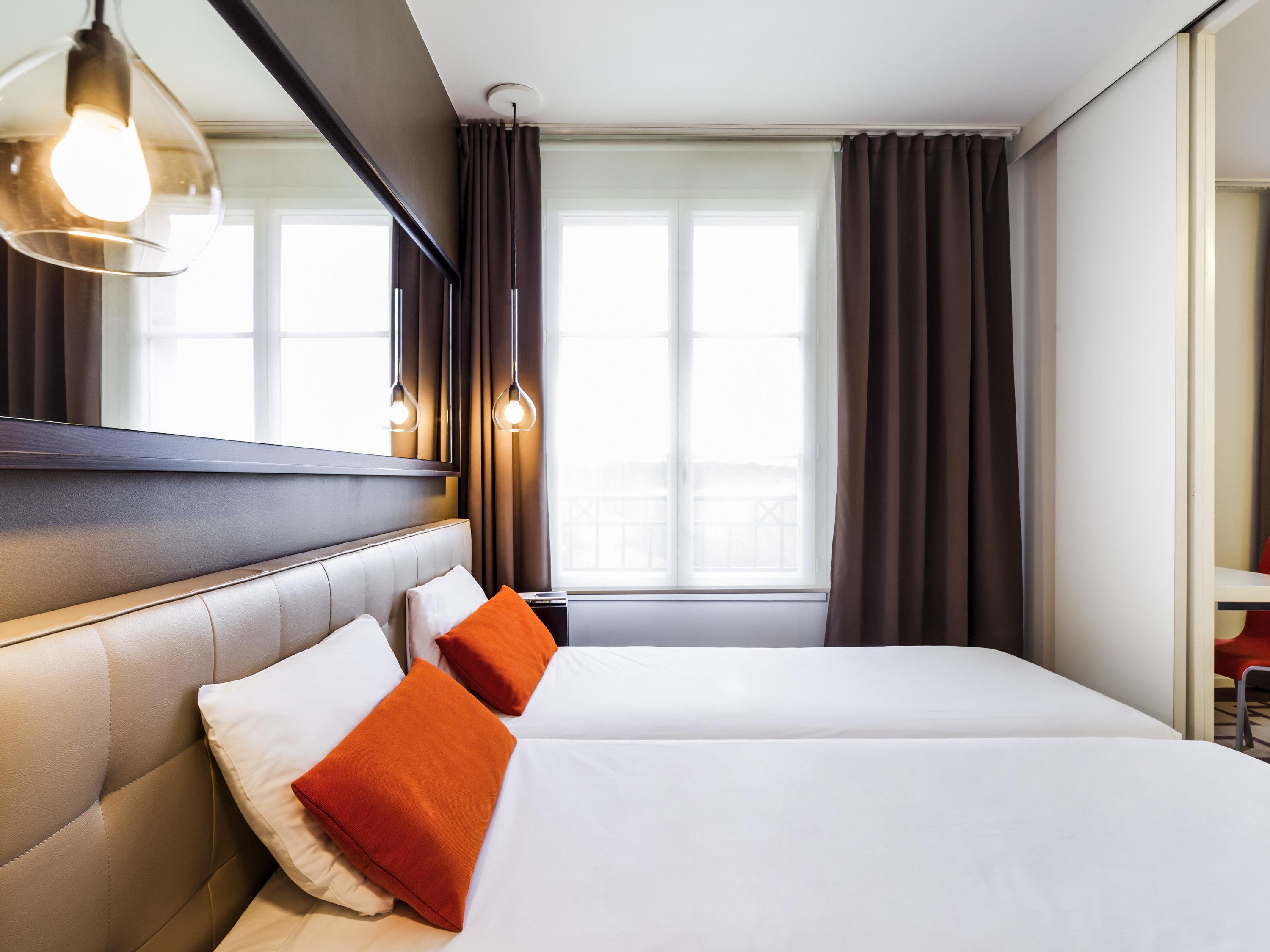 ไฮพาร์ค บาย อดาจิโอ เซอรี วาล เดอรอป Aparthotel เซร์ริส ภายนอก รูปภาพ