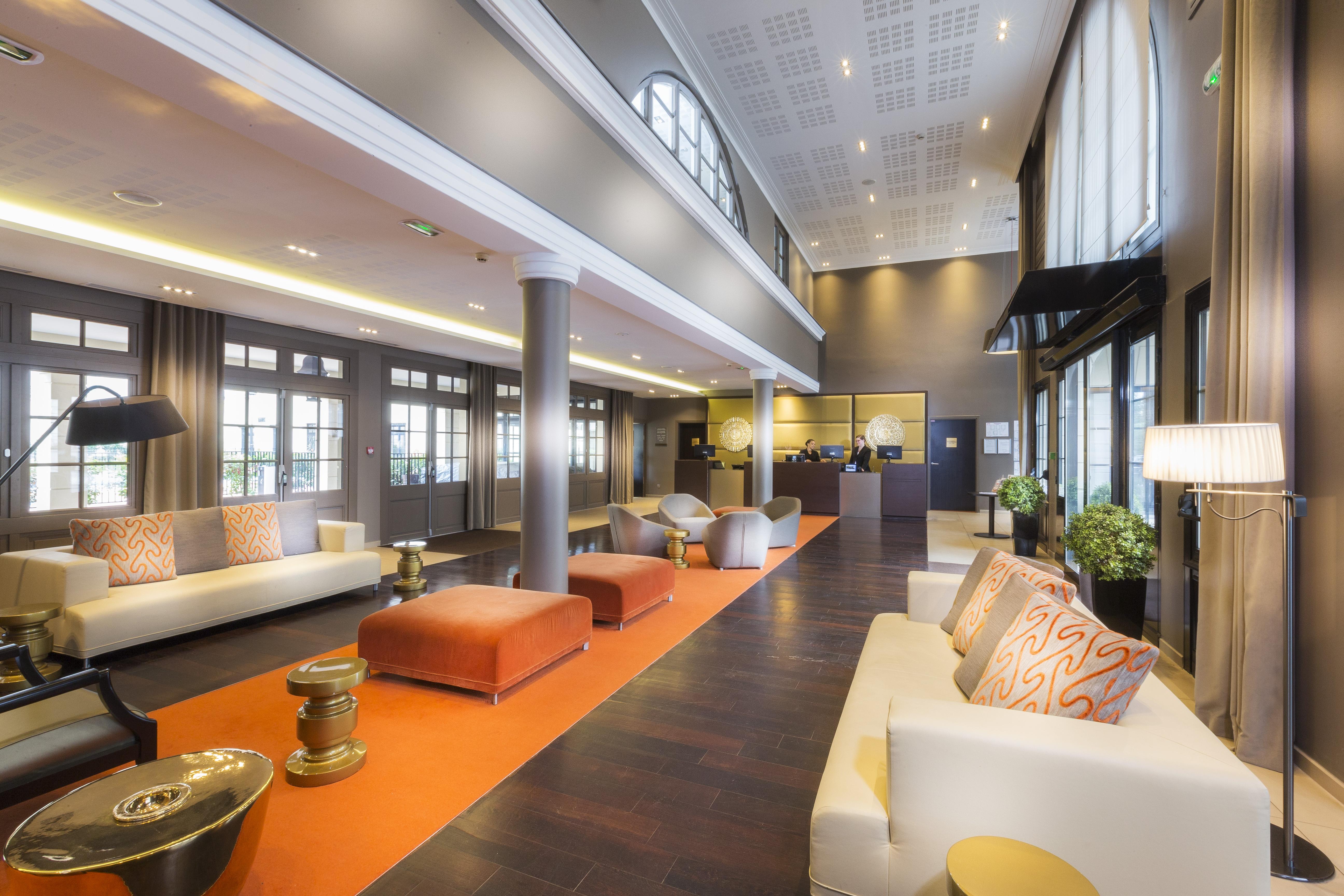ไฮพาร์ค บาย อดาจิโอ เซอรี วาล เดอรอป Aparthotel เซร์ริส ภายนอก รูปภาพ